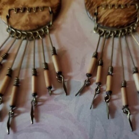 Vintage Teardrop-Shaped Earrings for Pierced Ears c 1970s/1980s - Picture 6 of 6